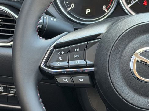 Used 2025 MAZDA CX-5 Carbon Edition image 13