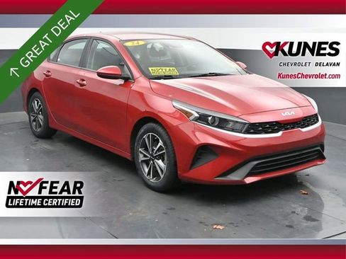 Used 2024 Kia Forte LXS image 1