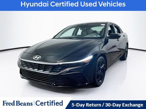 Certified 2026 Hyundai Elantra Sport FWD image 4