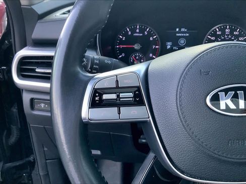 Used 2020 Kia Telluride LX FWD image 23