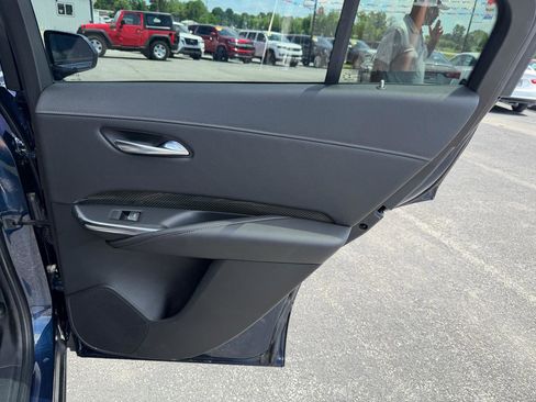 Used 2019 Cadillac XT4 Sport w/ Cold Weather Package AWD/4WD image 19