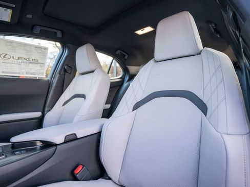 New 2026 Lexus UX 300h AWD image 6