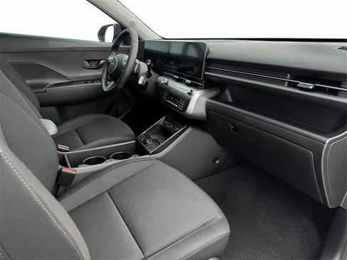 New 2025 Hyundai Kona SEL AWD/4WD image 15