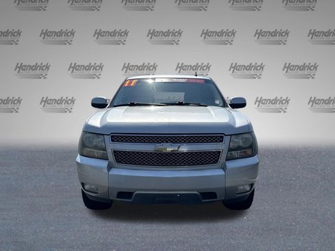 Used 2011 Chevrolet Tahoe LT w/ Luxury Package AWD/4WD image 3