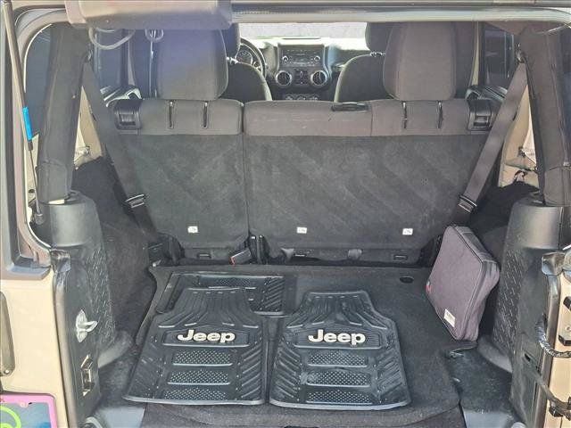 Used 2016 Jeep Wrangler Unlimited Sport w/ Quick Order Package 24S AWD/4WD image 10
