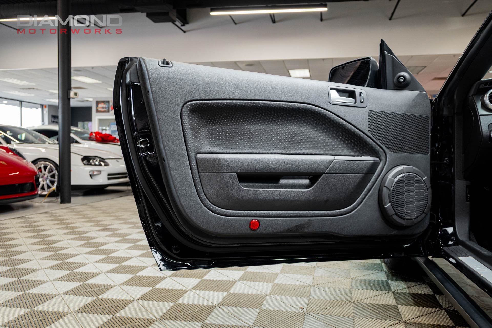 Used 2009 Ford Mustang Shelby GT500 RWD image 16