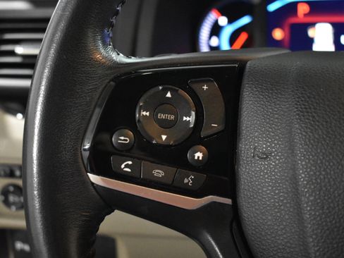 Used 2020 Honda Pilot Touring image 18