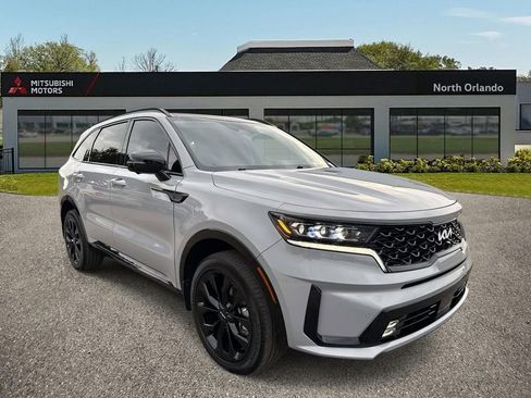 Used 2023 Kia Sorento SX image 1
