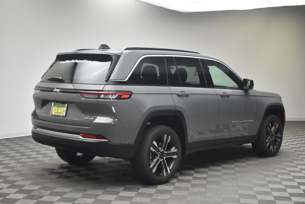 New 2027 Jeep Grand Cherokee Limited AWD/4WD image 5