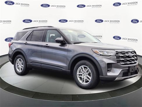 New 2026 Ford Explorer Active image 7