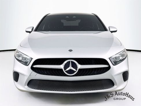 Used 2020 Mercedes-Benz A 220 4MATIC image 2