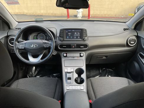 Used 2021 Hyundai Kona SEL image 18