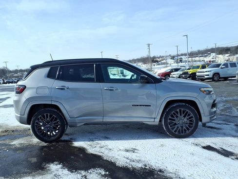 Used 2022 Jeep Compass High Altitude AWD/4WD image 6