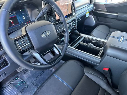 New 2026 Ford F250 Platinum w/ FX4 Off-Road Package image 9