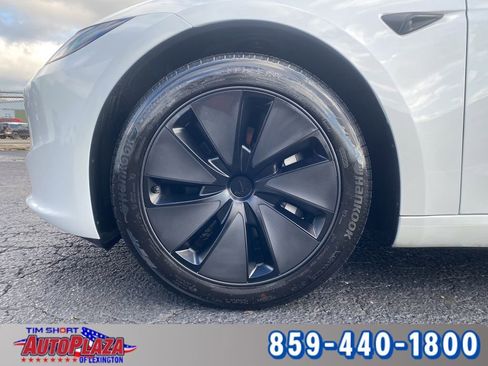 Used 2025 Tesla Model 3 Long Range image 11