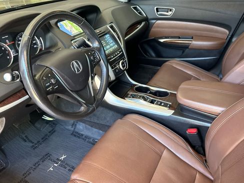 Used 2019 Acura TLX V6 SH-AWD w/ Technology Pkg image 11