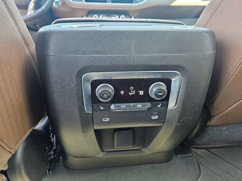 Used 2021 Chevrolet Tahoe High Country RWD image 23