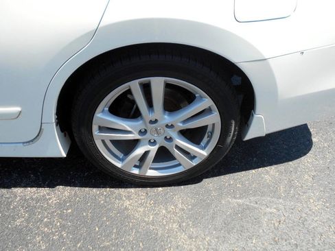 Used 2013 Nissan Altima 3.5 SL w/ Technology Pkg FWD image 27