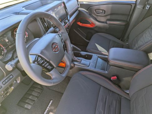 New 2026 Nissan Frontier Pro-X w/ Pro-X Convenience Package image 11