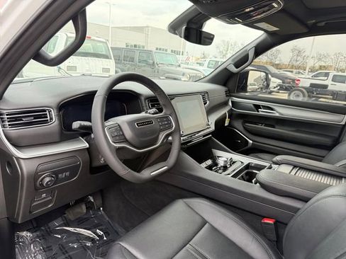 Used 2025 Jeep Wagoneer Series II w/ Convenience Group I image 25