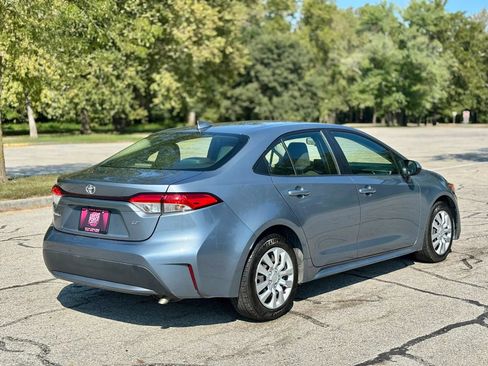 Used 2022 Toyota Corolla LE FWD image 6