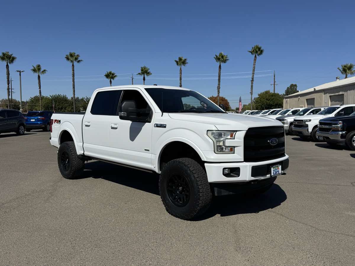 Used 2017 Ford F150 Lariat w/ Equipment Group 502A Luxury AWD/4WD image 2