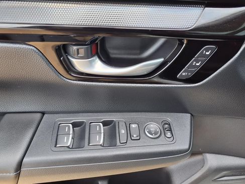 Used 2025 Honda CR-V EX-L image 23