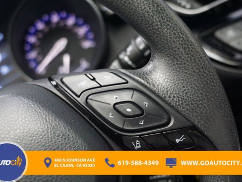 Used 2021 Toyota C-HR LE image 20