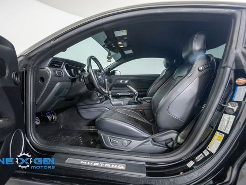 Used 2019 Ford Mustang GT Premium w/ GT Performance Package RWD image 11