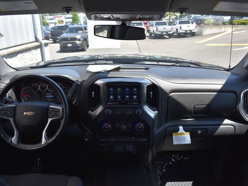 Used 2021 Chevrolet Silverado 1500 LT AWD/4WD image 26