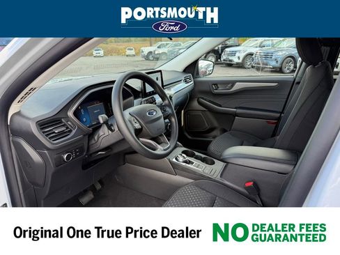 New 2026 Ford Escape Active image 3