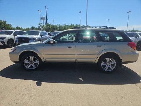 Used 2005 Subaru Outback 3.0R Limited AWD/4WD image 4