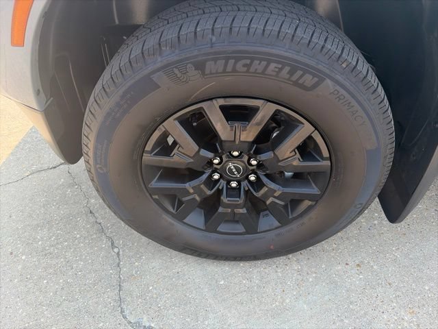 Used 2026 Nissan Frontier SV w/ SV Convenience Package AWD/4WD image 10