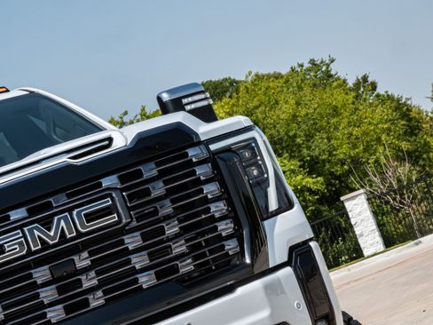 Used 2026 GMC Sierra 2500 Denali Ultimate AWD/4WD image 46