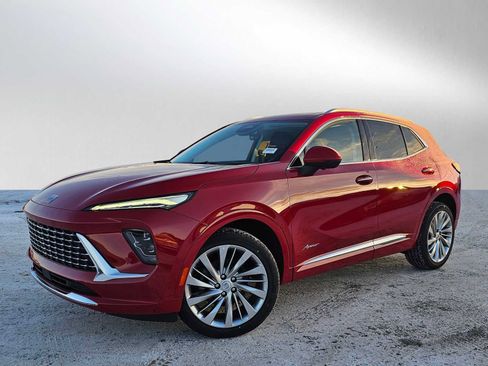 New 2025 Buick Envision Avenir image 3