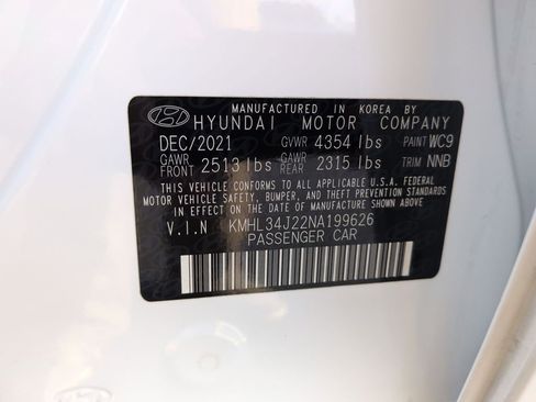 Used 2022 Hyundai Sonata Limited w/ Preferred Accessory Package image 29