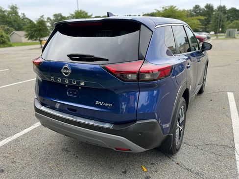 Used 2022 Nissan Rogue SV AWD/4WD image 8