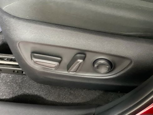 Used 2024 Toyota RAV4 XLE image 16