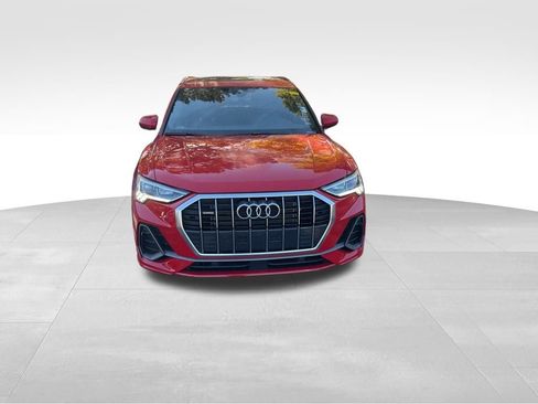 Used 2025 Audi Q3 2.0T Premium image 8