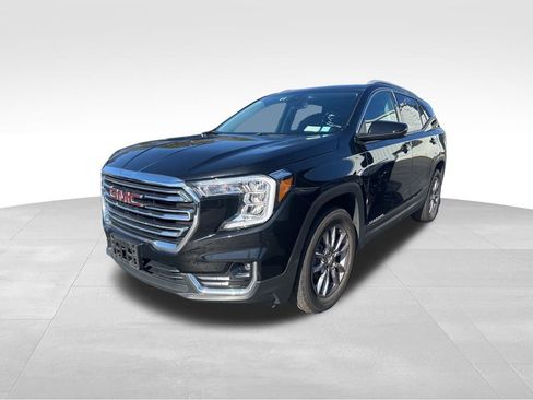 Used 2024 GMC Terrain SLT image 6