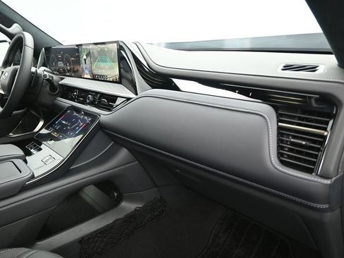 New 2026 INFINITI QX80 Autograph w/ Premium Cargo Package image 25