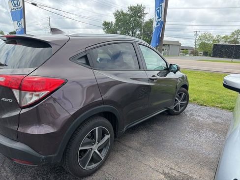 Used 2022 Honda HR-V EX image 5