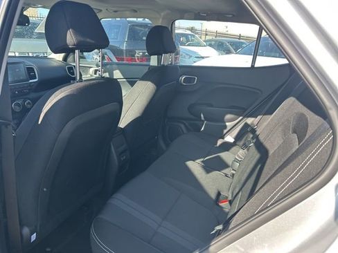 Used 2026 Hyundai Venue SEL FWD image 27