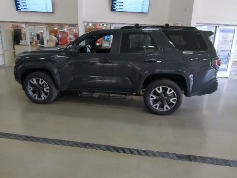 Used 2026 Toyota 4Runner TRD Sport Premium image 3