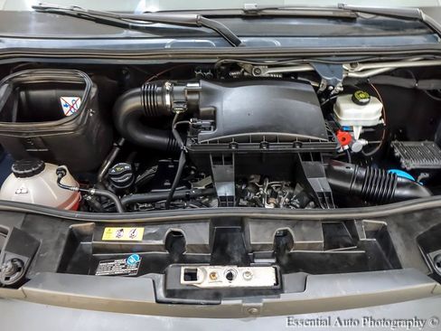 Used 2019 Mercedes-Benz Sprinter 144 image 20