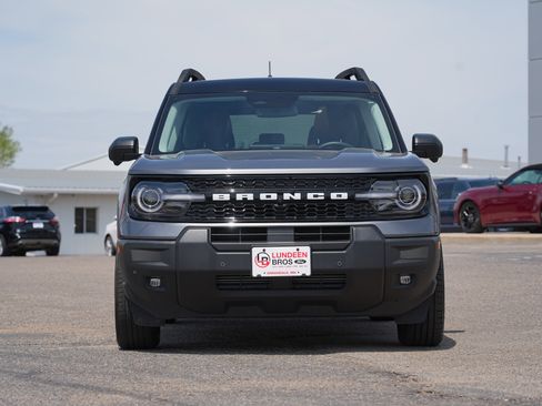 Used 2025 Ford Bronco Sport Outer Banks w/ Outer Banks Tech Package+ AWD/4WD image 9