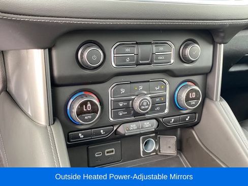 Used 2021 Chevrolet Tahoe Z71 w/ Luxury Package AWD/4WD image 13