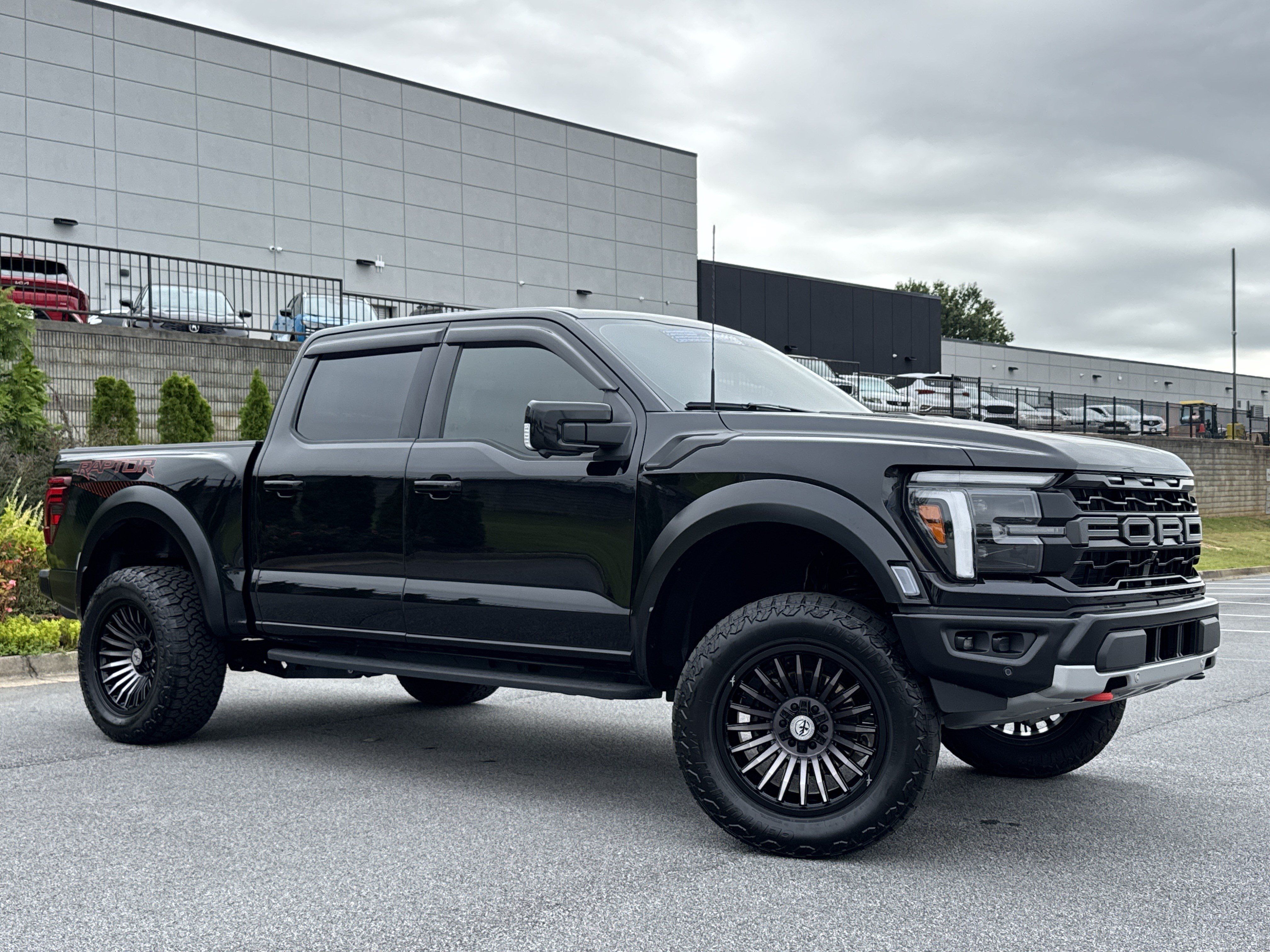 Used 2025 Ford F150 Raptor AWD/4WD image 2
