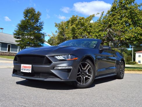 Used 2018 Ford Mustang Premium w/ Equipment Group 101A image 25