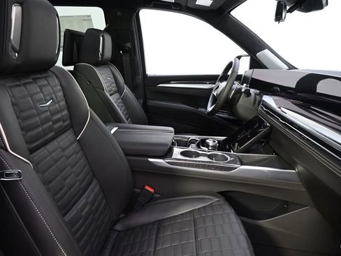 New 2026 Cadillac Escalade V AWD/4WD image 16